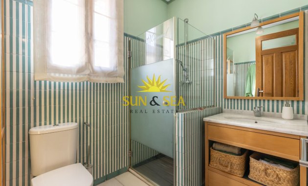 Resale - Villa - Torrevieja - La veleta