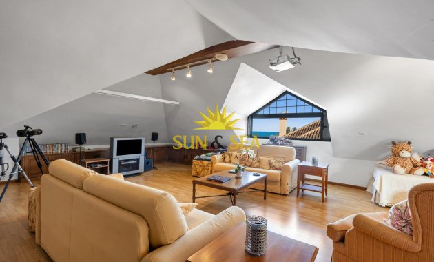 Resale - Villa - Torrevieja - La veleta