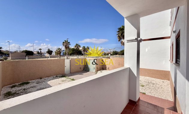 Resale - Ground Floor - Orihuela Costa - Punta Prima