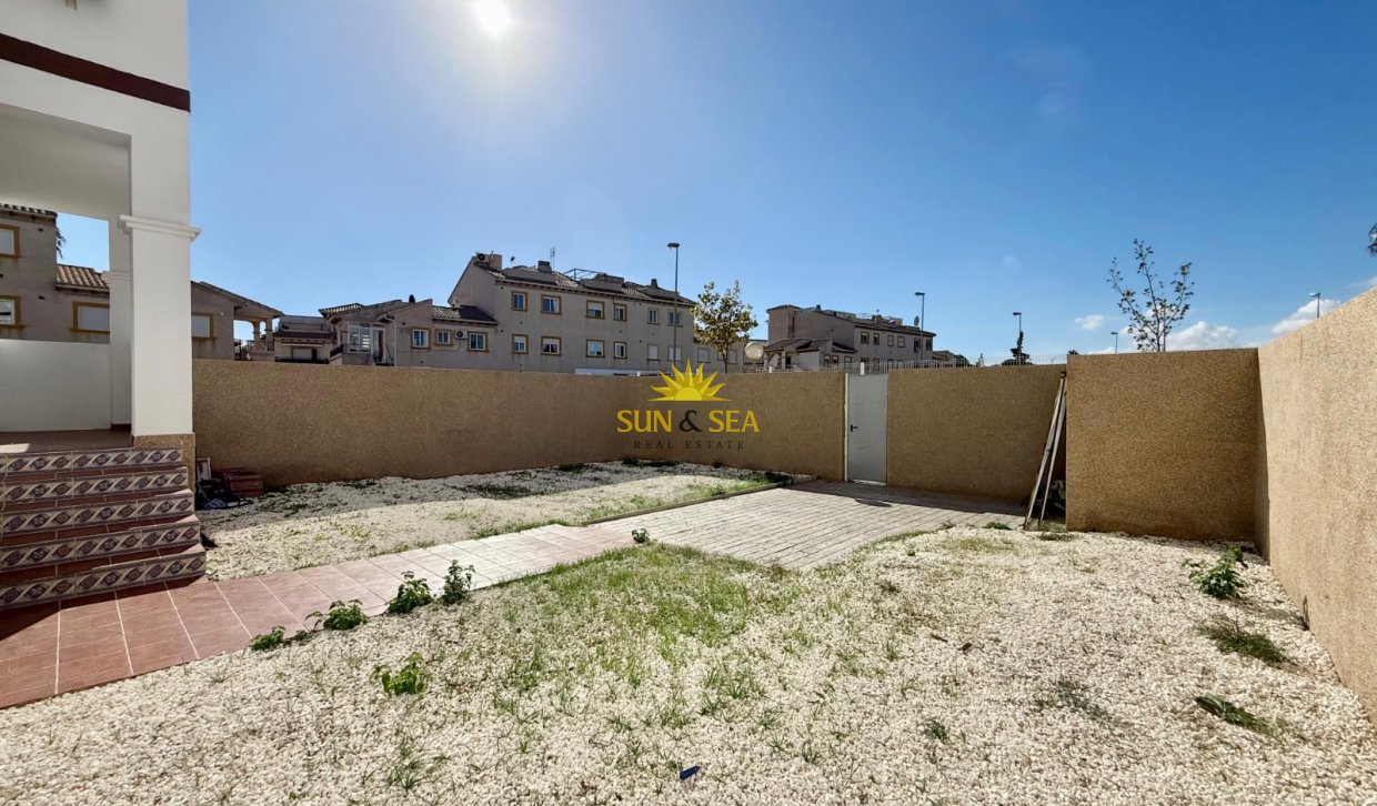 Resale - Ground Floor - Orihuela Costa - Punta Prima