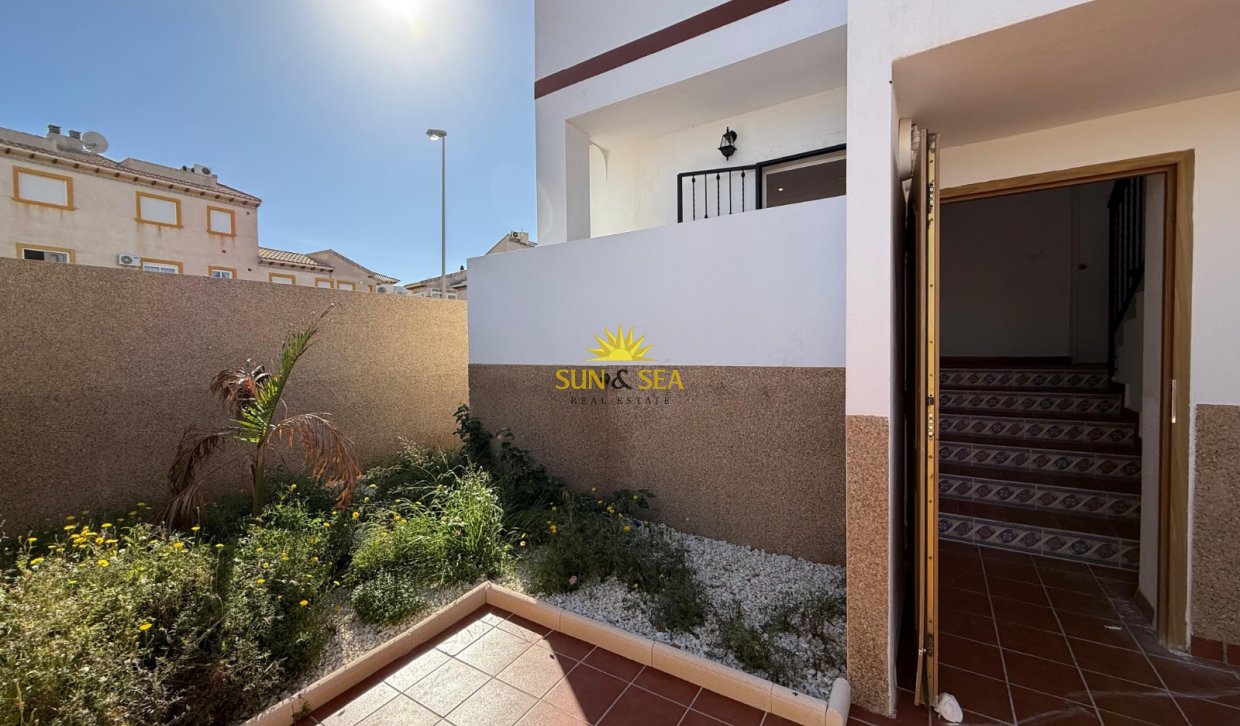 Resale - Ground Floor - Orihuela Costa - Punta Prima