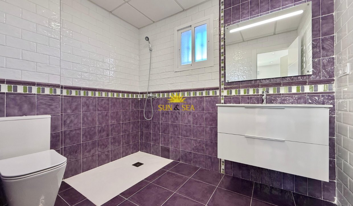 Resale - Ground Floor - Orihuela Costa - Punta Prima