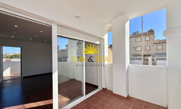 Resale - Ground Floor - Orihuela Costa - Punta Prima