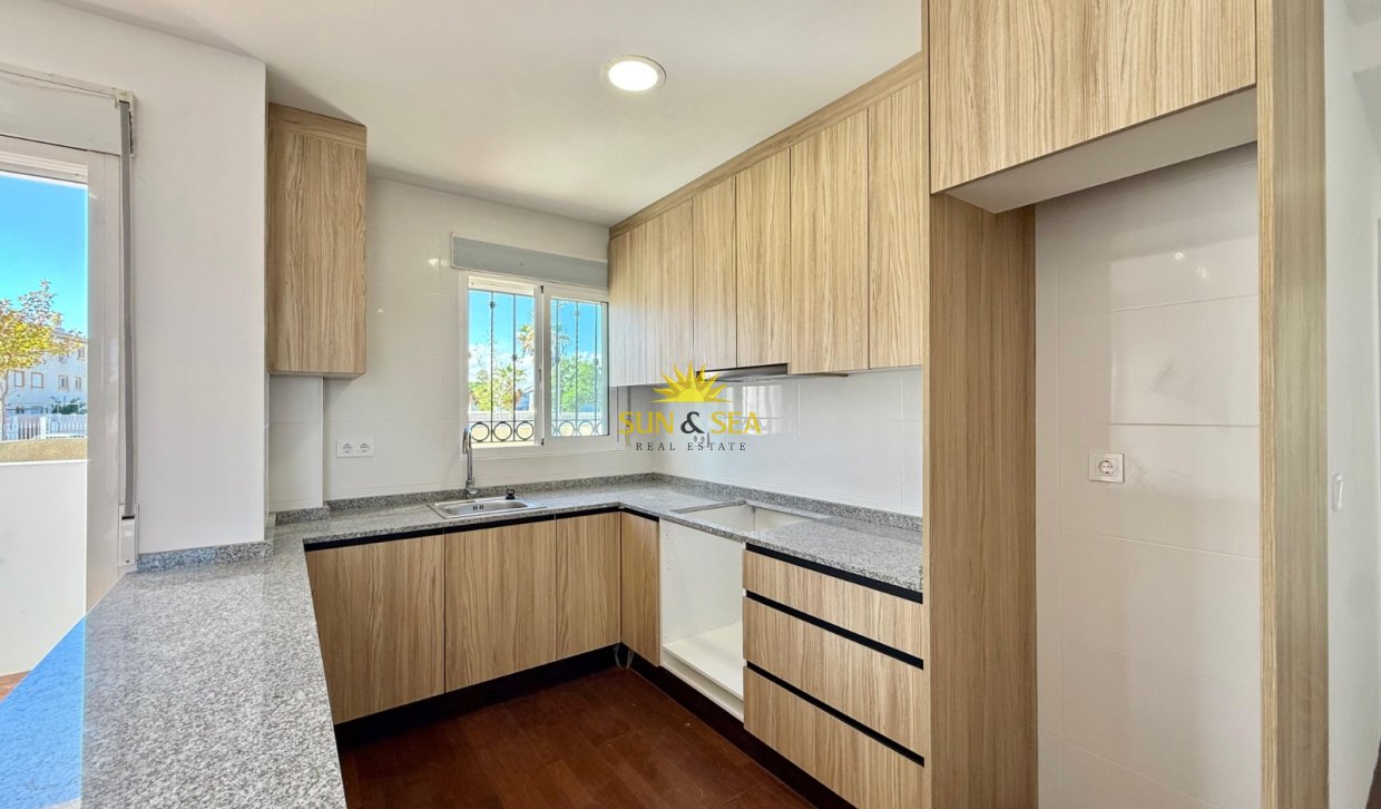Resale - Ground Floor - Orihuela Costa - Punta Prima