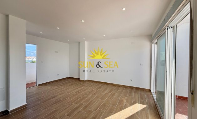 Resale - Apartment - Orihuela Costa - Punta Prima