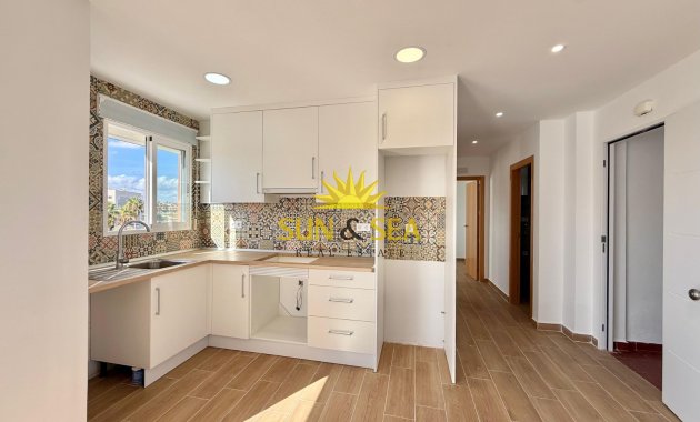 Resale - Apartment - Orihuela Costa - Punta Prima