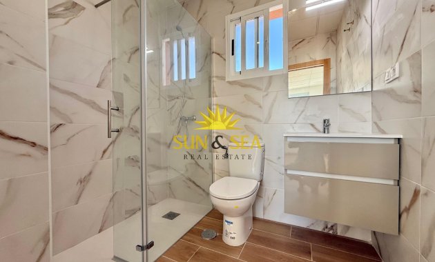 Resale - Apartment - Orihuela Costa - Punta Prima