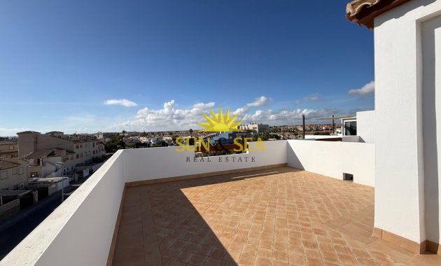 Resale - Apartment - Orihuela Costa - Punta Prima
