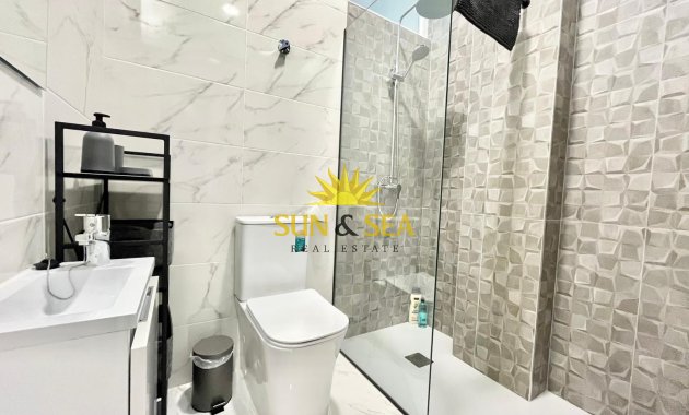 Long Term Rental - Apartment - Torrevieja - torrevieja