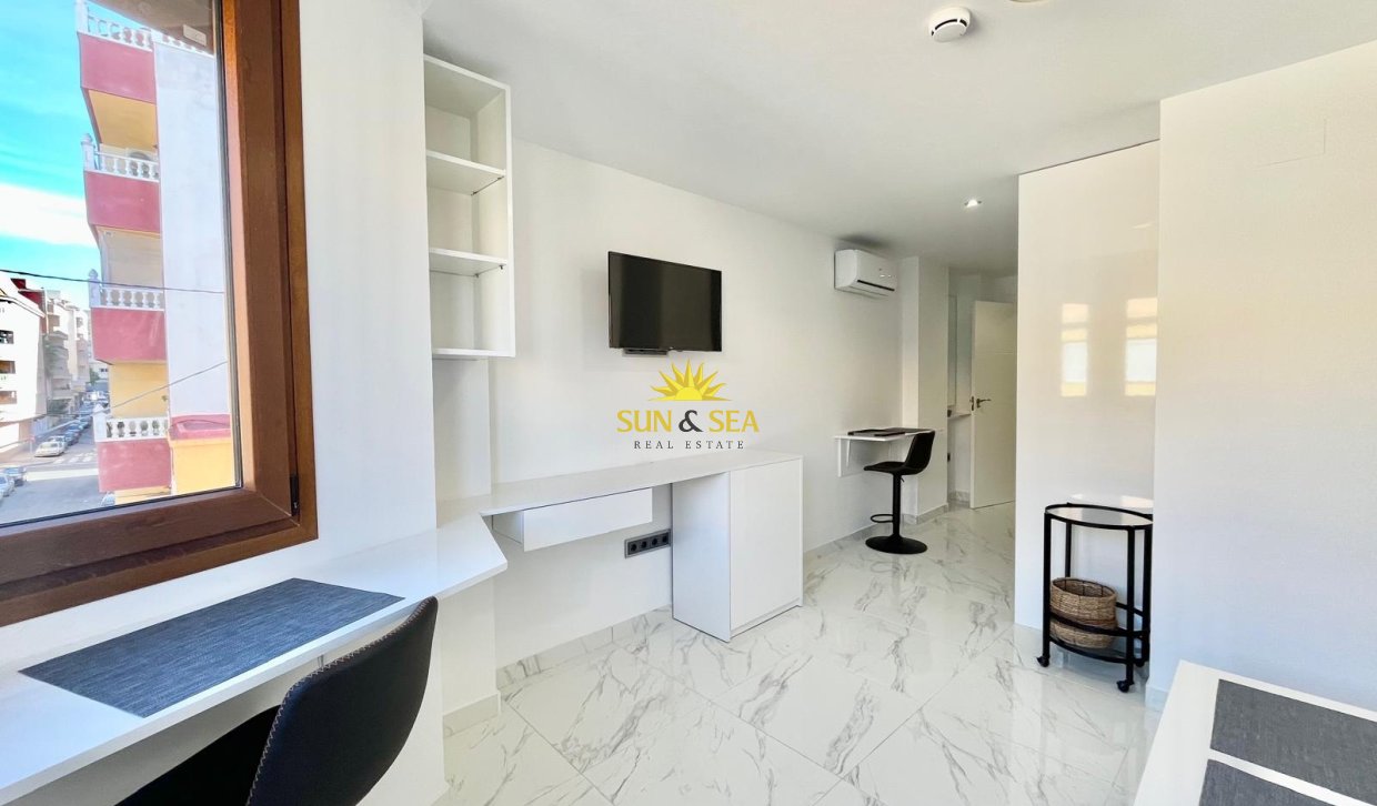 Long Term Rental - Apartment - Torrevieja - Centro