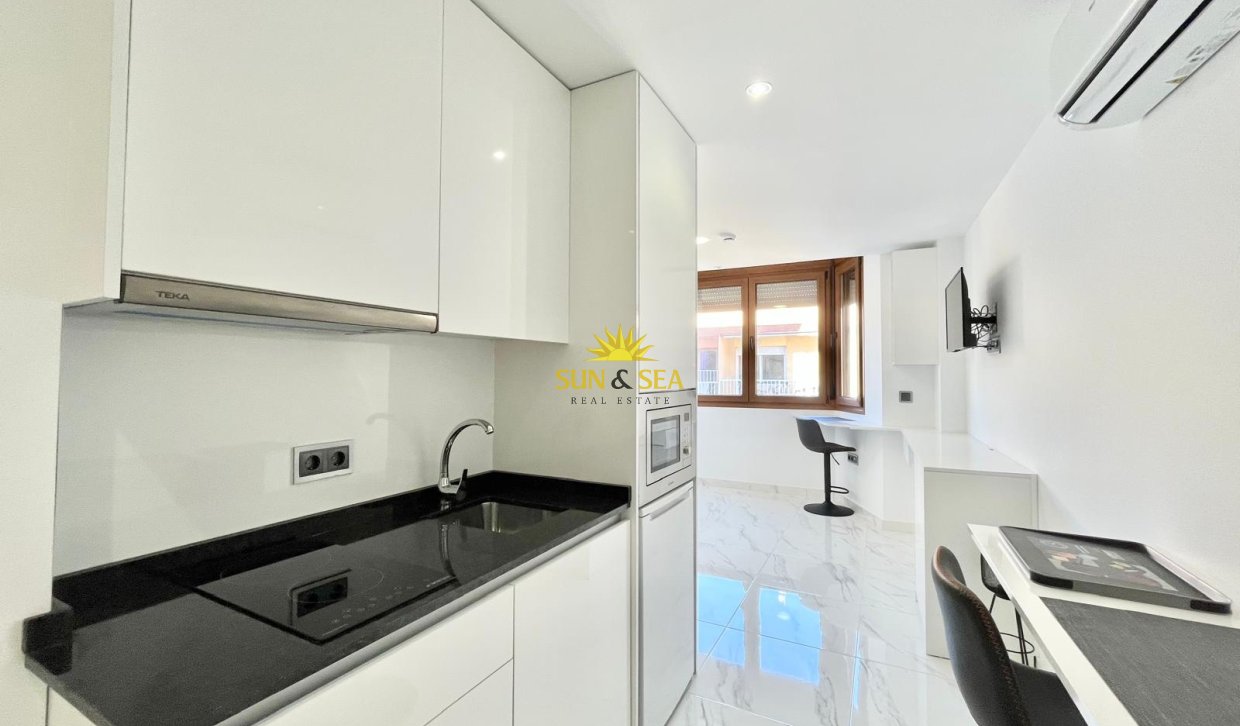 Long Term Rental - Apartment - Torrevieja - Centro