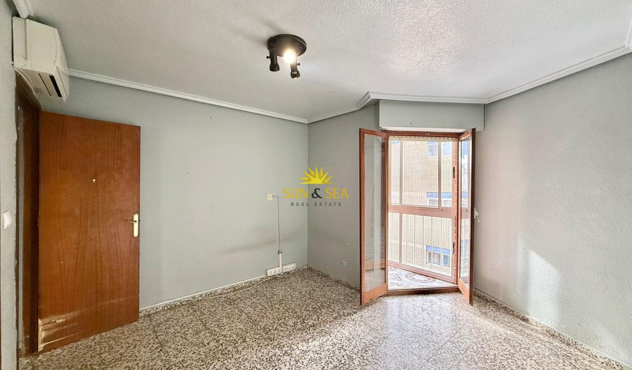 Reventa - Apartamento - Torrevieja - Acequion