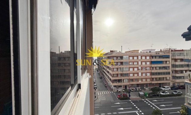 Reventa - Apartamento - Torrevieja - Acequion