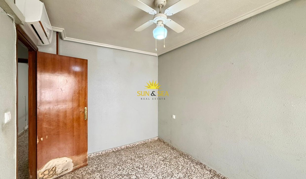 Reventa - Apartamento - Torrevieja - Acequion