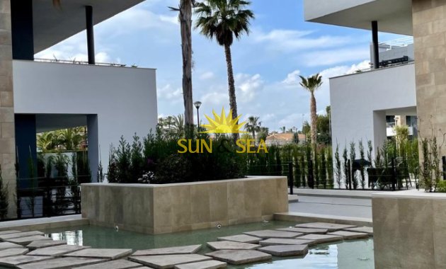 Location à long terme - Penthouse Penthouse - Orihuela Costa - Playa Flamenca