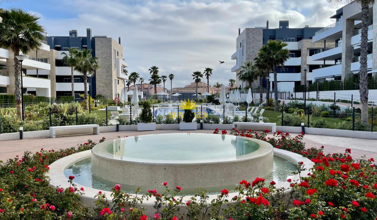 Location à long terme - Penthouse Penthouse - Orihuela Costa - Playa Flamenca