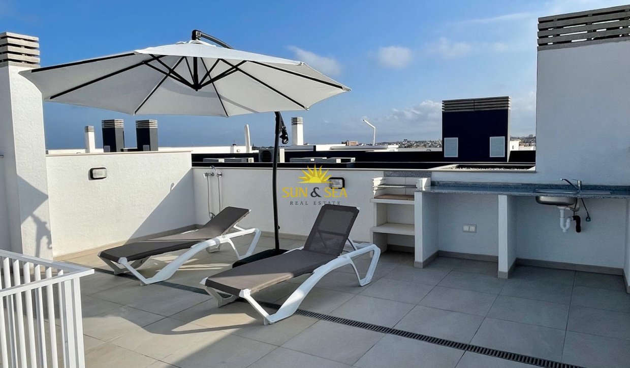 Location à long terme - Penthouse Penthouse - Orihuela Costa - Playa Flamenca