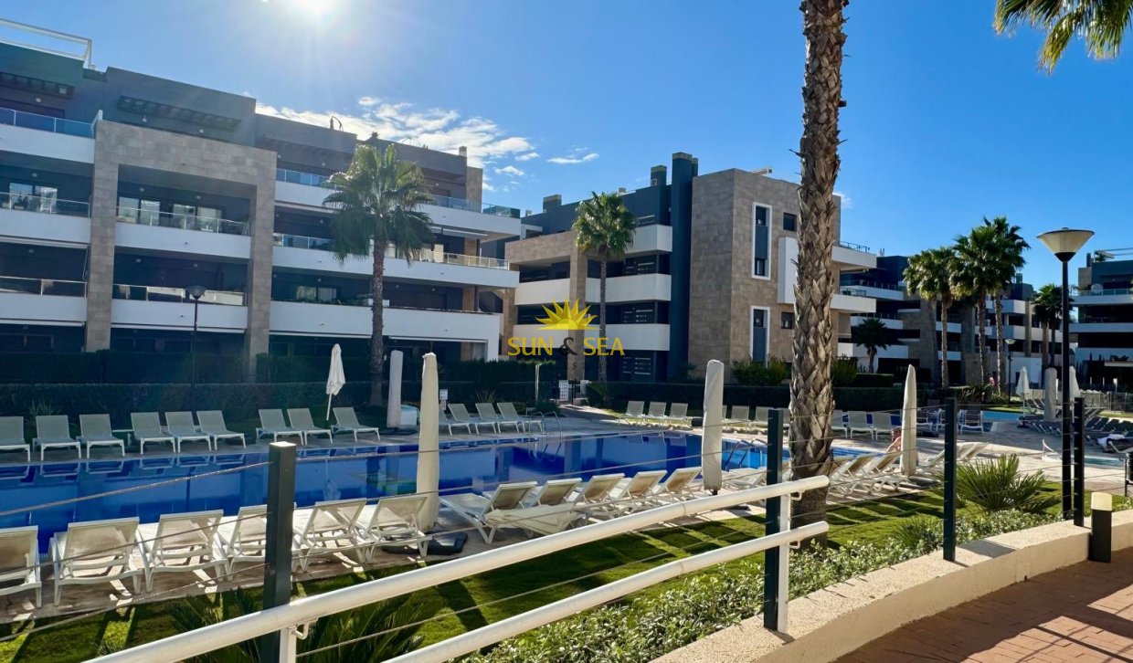 Location à long terme - Penthouse Penthouse - Orihuela Costa - Playa Flamenca