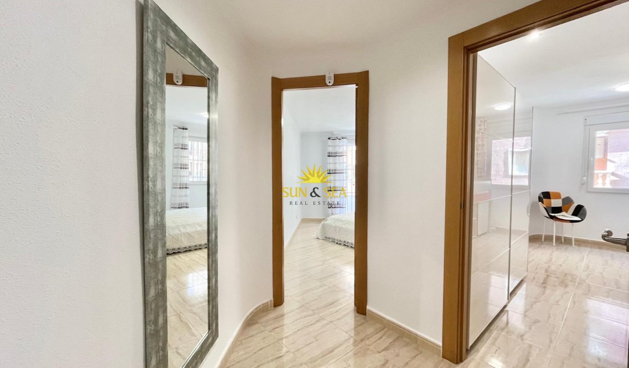 Reventa - Apartamento - Torrevieja - Playa de El Cura