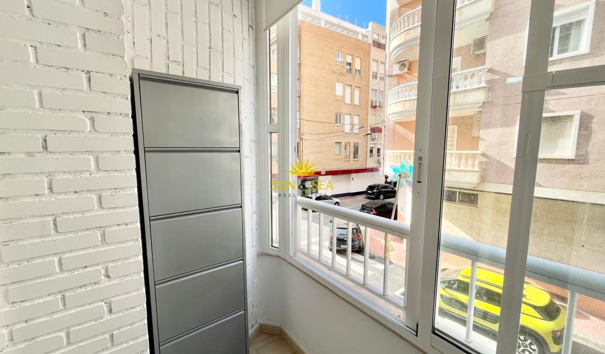 Reventa - Apartamento - Torrevieja - Playa de El Cura