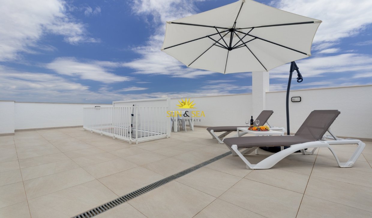 Location à long terme - Penthouse Penthouse - Orihuela Costa - Playa Flamenca