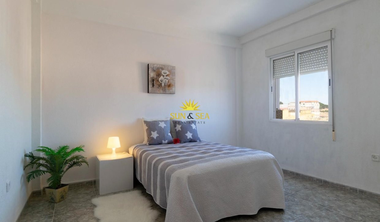 Resale - Apartment - Cartagena - Alumbres