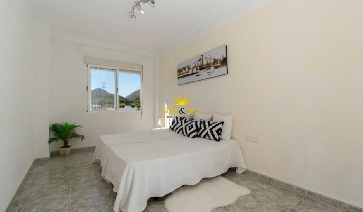 Resale - Apartment - Cartagena - Alumbres