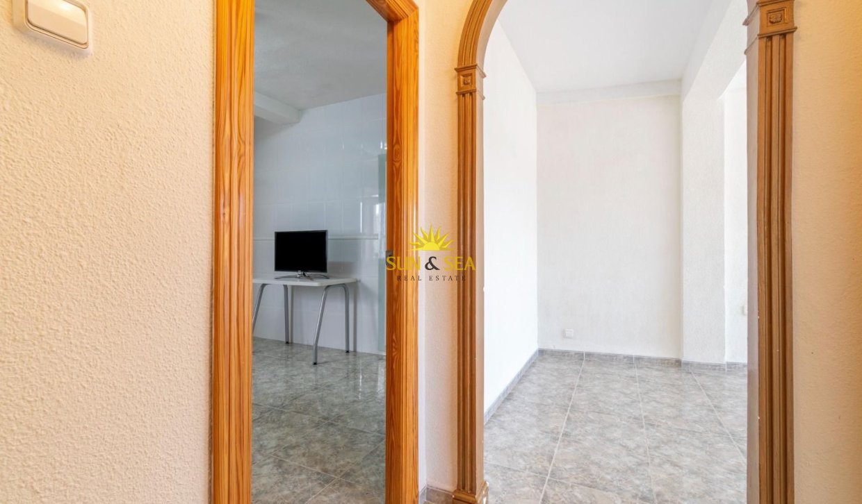 Resale - Apartment - Cartagena - Alumbres