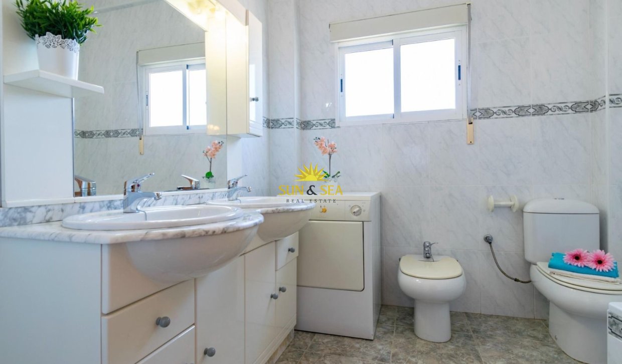 Resale - Apartment - Cartagena - Alumbres