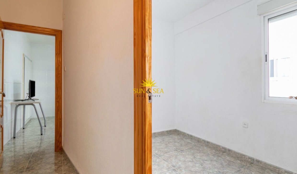 Resale - Apartment - Cartagena - Alumbres