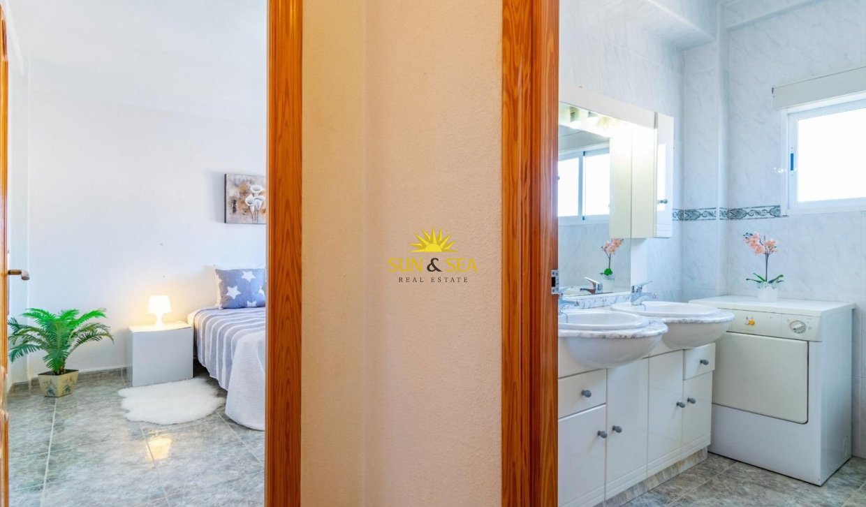 Resale - Apartment - Cartagena - Alumbres
