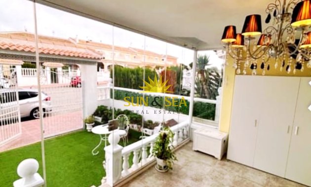 Resale - Villa - Benijofar