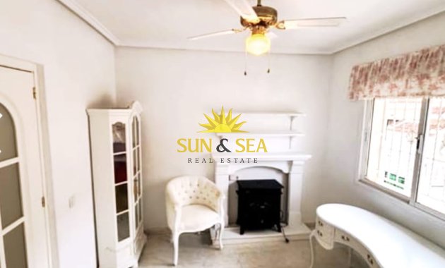 Resale - Villa - Benijofar