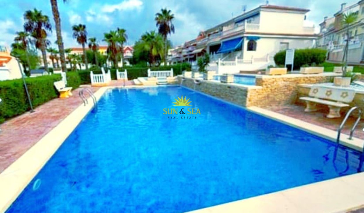 Resale - Villa - Benijofar