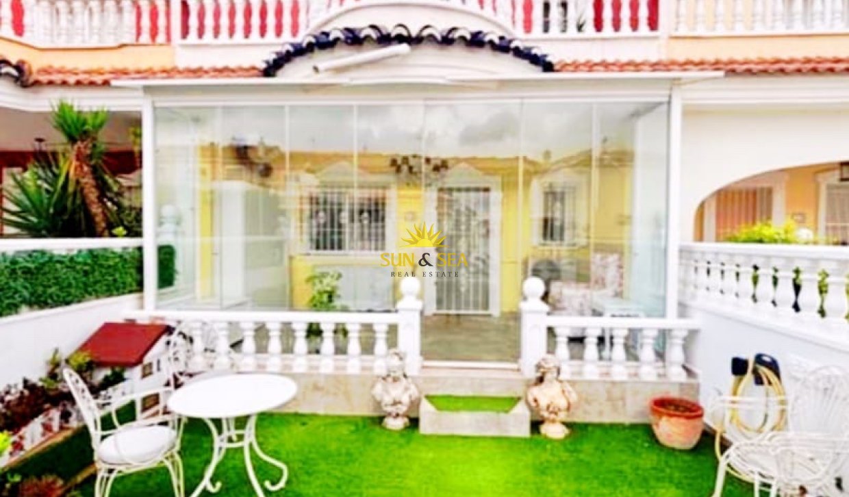 Resale - Villa - Benijofar