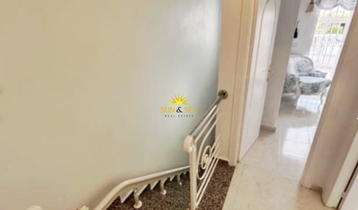 Resale - Villa - Benijofar