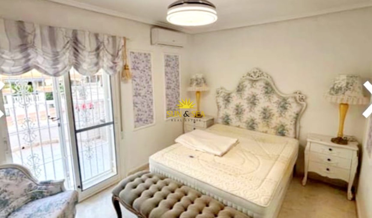 Resale - Villa - Benijofar