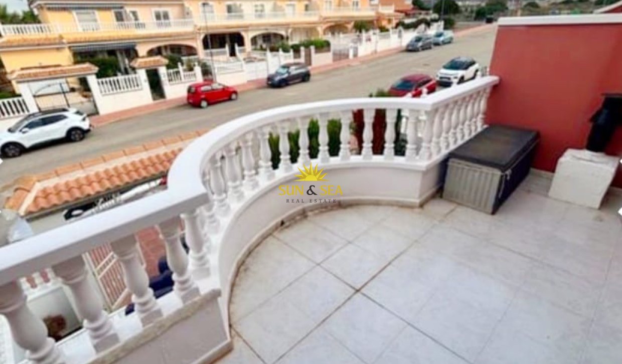 Resale - Villa - Benijofar