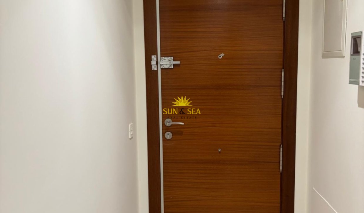 Resale - Apartment - Orihuela