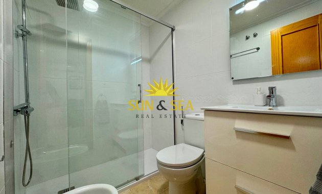 Revente - Appartement - Torrevieja - torrevieja