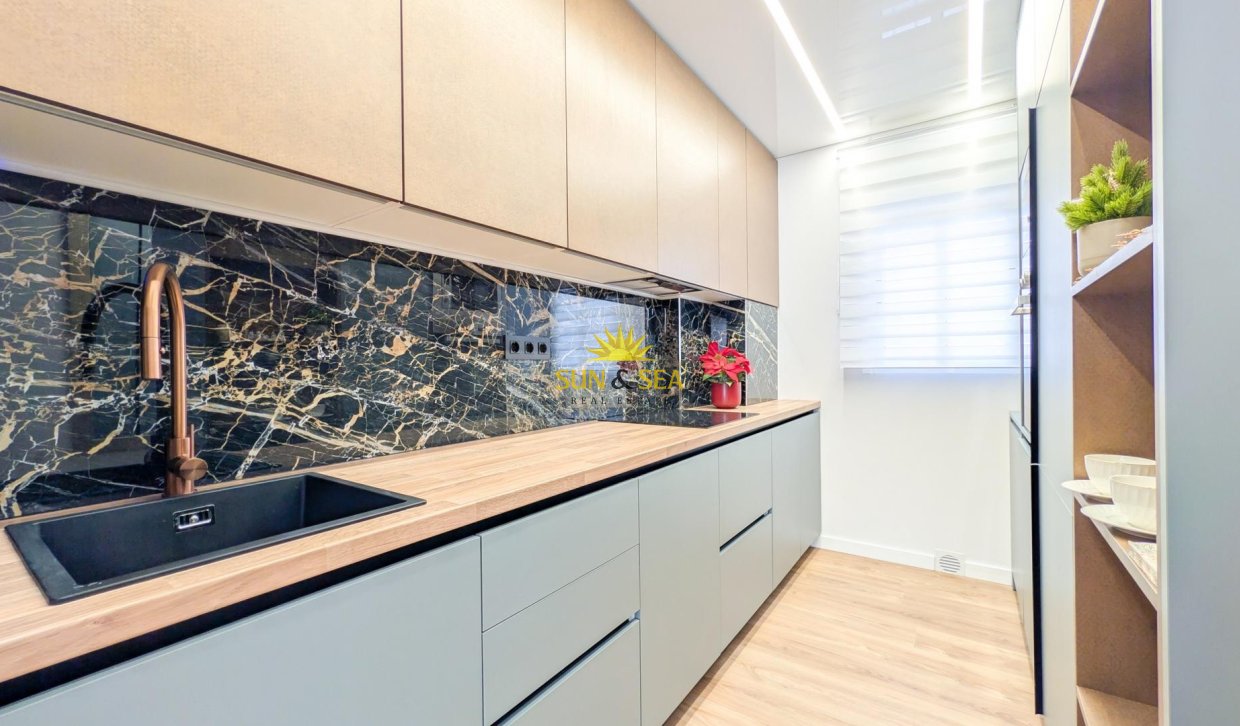 Reventa - Apartamento - Torrevieja - Parque de las Naciones