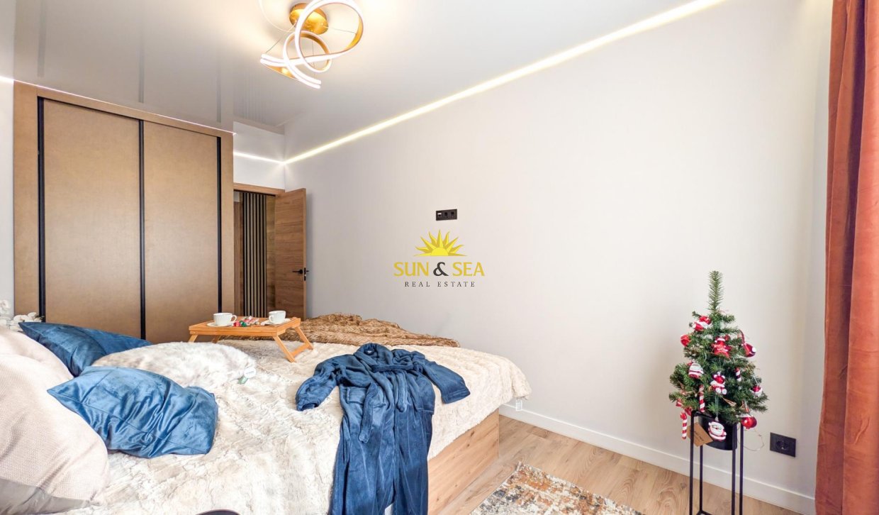 Reventa - Apartamento - Torrevieja - Parque de las Naciones