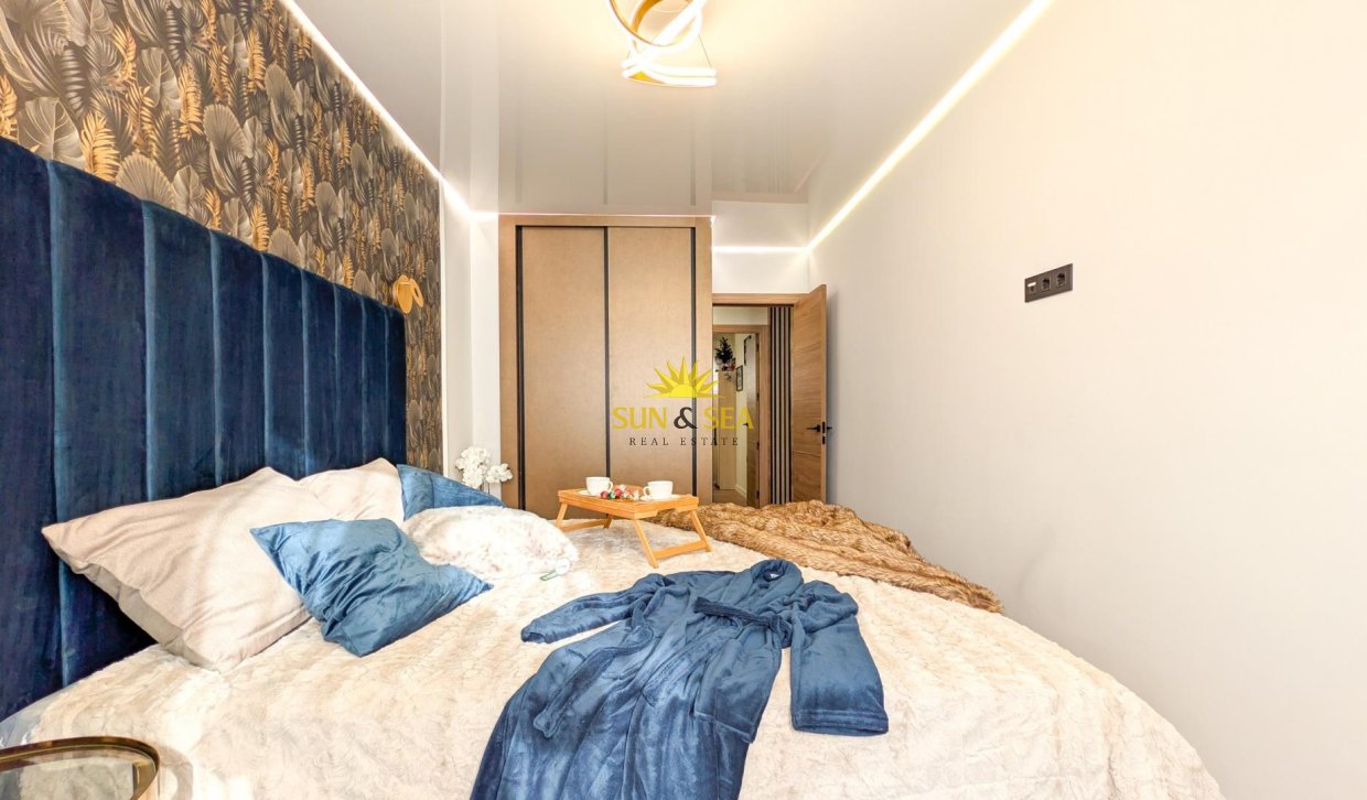 Reventa - Apartamento - Torrevieja - Parque de las Naciones