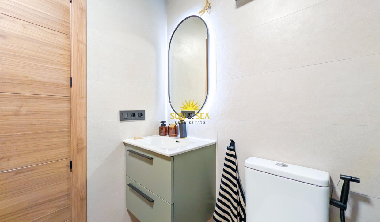 Reventa - Apartamento - Torrevieja - Parque de las Naciones
