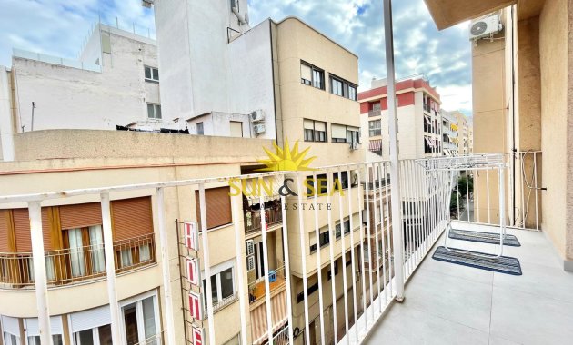 Location à long terme - Appartement - Santa Pola - Centro
