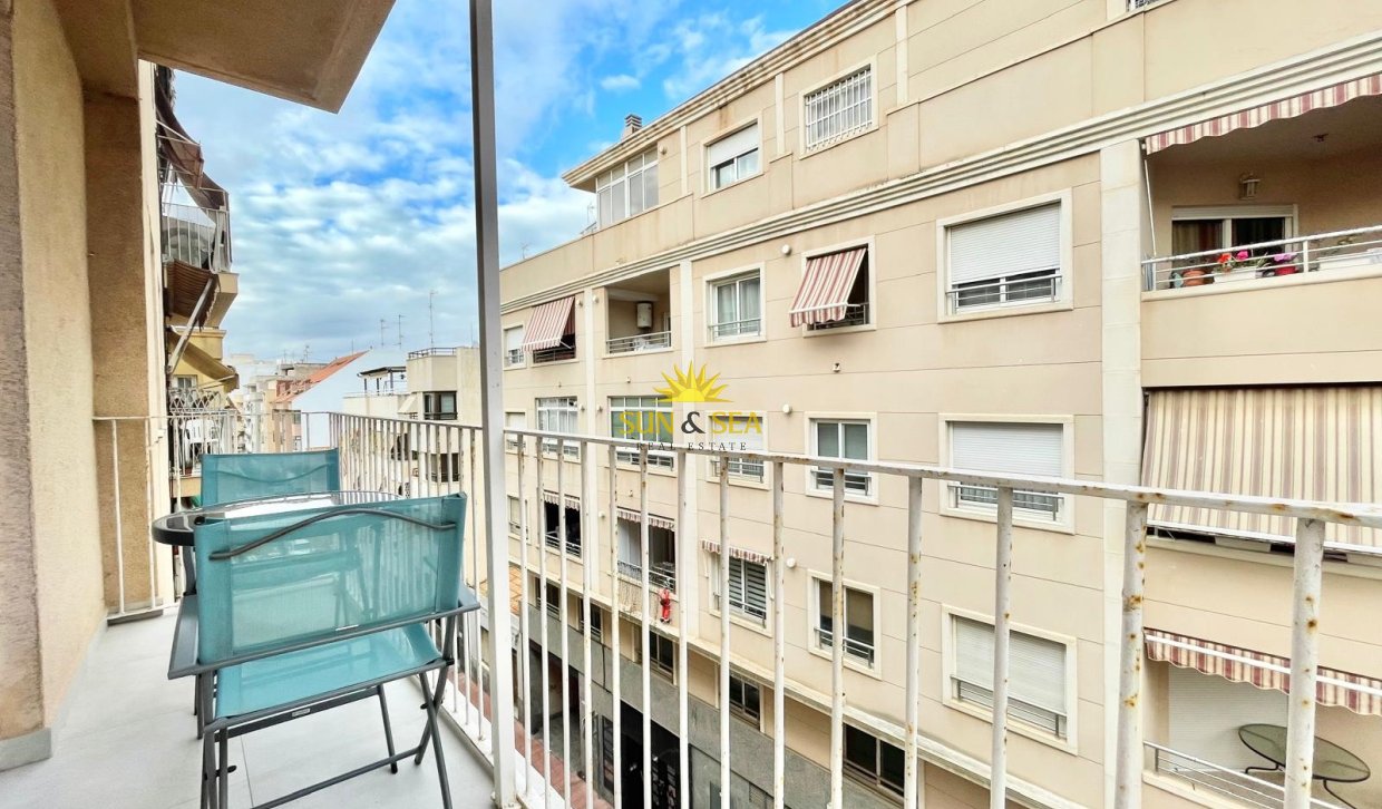 Location à long terme - Appartement - Santa Pola - Centro