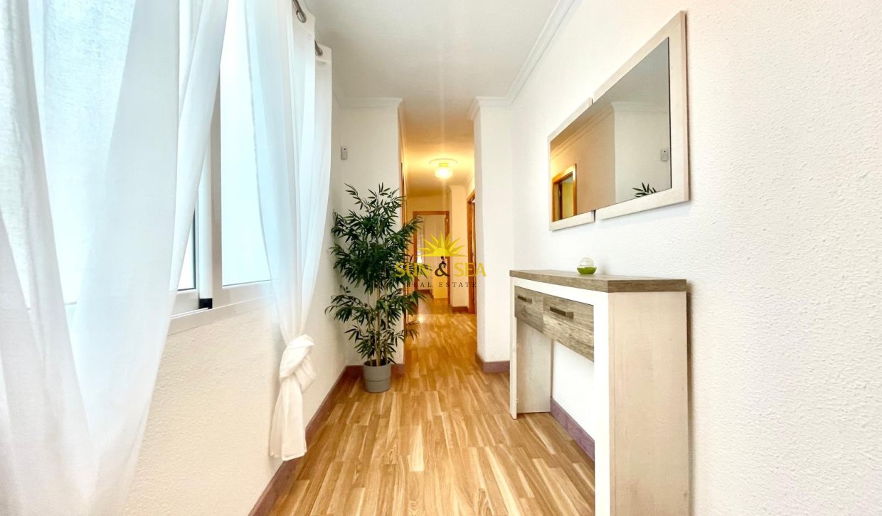 Location à long terme - Appartement - Santa Pola - Centro