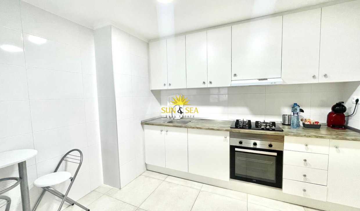 Location à long terme - Appartement - Santa Pola - Centro