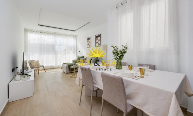 Reventa - Chalet - Torrevieja - Aguas Nuevas