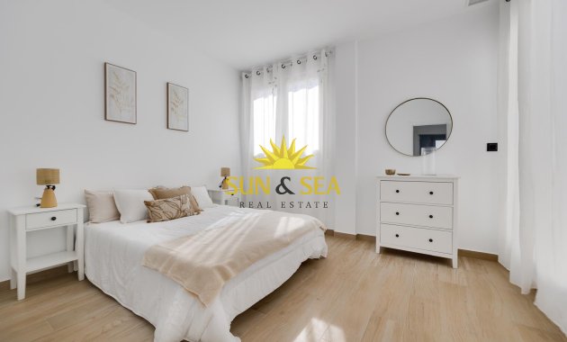 Reventa - Chalet - Torrevieja - Aguas Nuevas